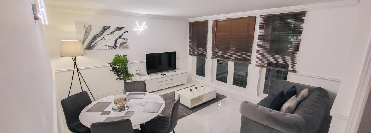 Stunning 2 Bedroom Apartment In Canary Wharf - Morland Apartments Londres Extérieur photo