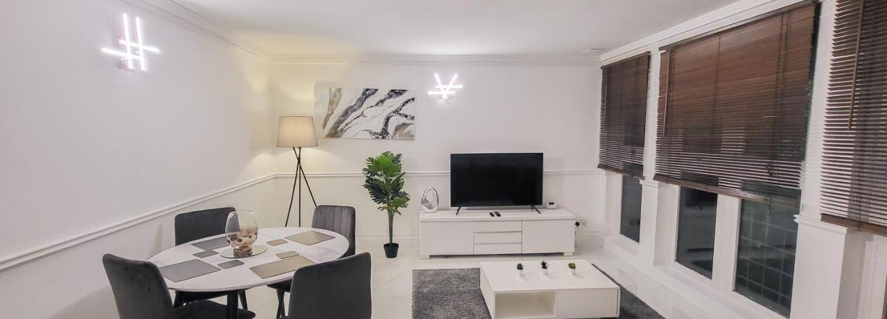 Stunning 2 Bedroom Apartment In Canary Wharf - Morland Apartments Londres Extérieur photo